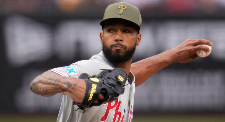 Cristopher Sánchez lanza juego completo y domina a Pirates con 13 ponches para Phillies