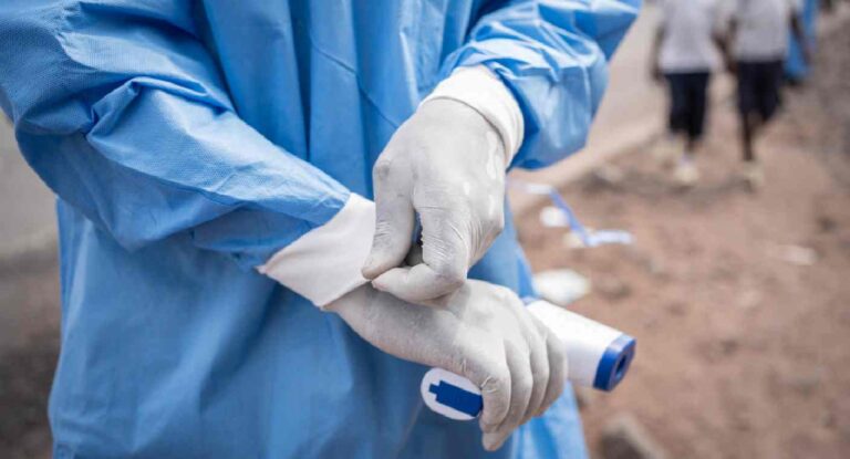 Brasil investiga caso sospechoso de ébola en hombre procedente del Congo