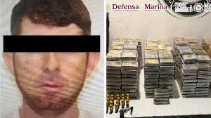 Detienen en Nogales a sobrino de “El Chapo” y aseguran arsenal y droga en Chiapas Detienen en Nogales a sobrino de “El Chapo” y aseguran arsenal y droga en Chiapas
