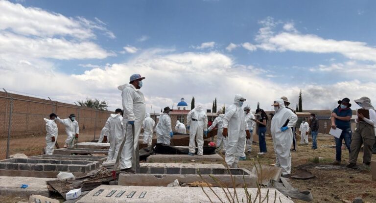 Fiscalía de Zacatecas exhuma 109 cuerpos no identificados para obtener perfiles genéticos Fiscalía de Zacatecas exhuma 109 cuerpos no identificados para obtener perfiles genéticos