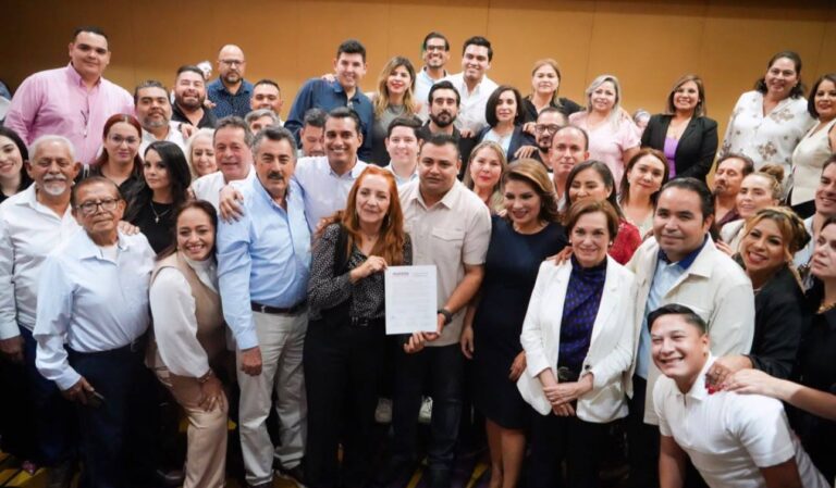Aspirantes de Morena en Sonora acuerdan dejar sus cargos para competir por candidaturas