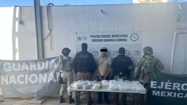 Aseguran más de 102 kilos de droga y armas en Atil; detienen a una persona Aseguran más de 102 kilos de droga y armas en Atil; detienen a una persona