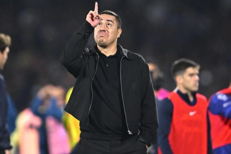Efraín Juárez reaparece con mensaje tras salida de Pumas