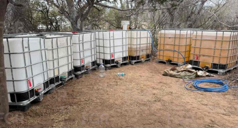 Localizan y aseguran más de 2 mil litros de diésel en toma clandestina en tramo Guaymas-Hermosillo