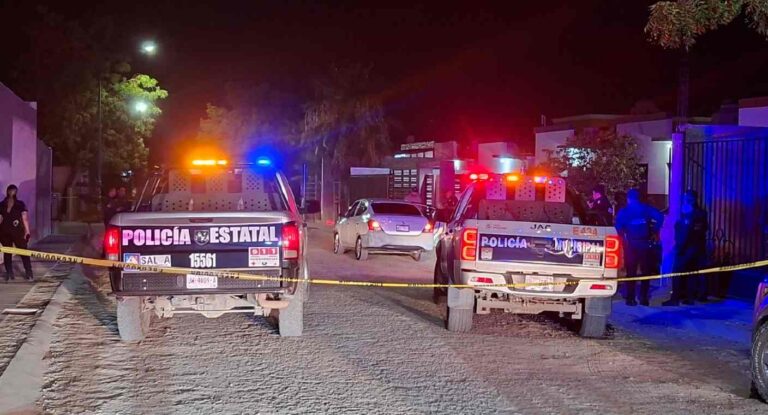 Hombre es asesinado a balazos dentro de su vehículo al norte de Hermosillo