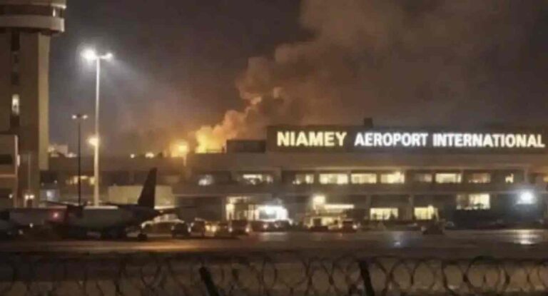 Ataque armado en aeropuerto de Níger deja 13 muertos, incluyendo 11 soldados