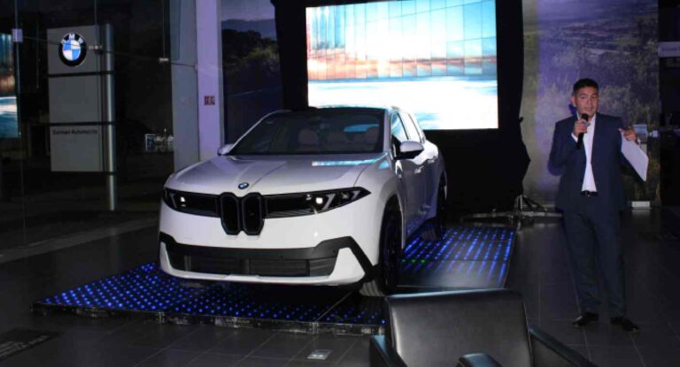 BMW presenta en Hermosillo su nuevo SUV eléctrico iX3