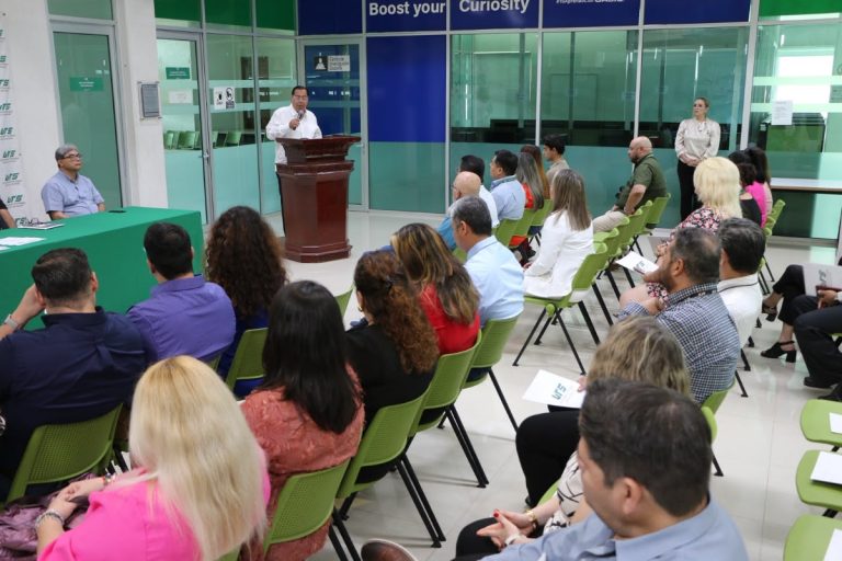 Gobierno de Sonora reconoce la excelencia del personal académico de la UTS