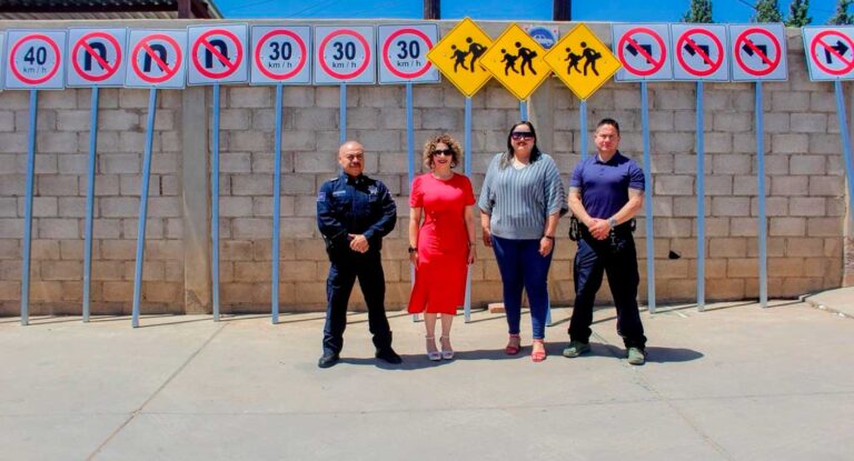 Cananea mejora la seguridad vial con la instalación de 120 señalamientos en la ciudad