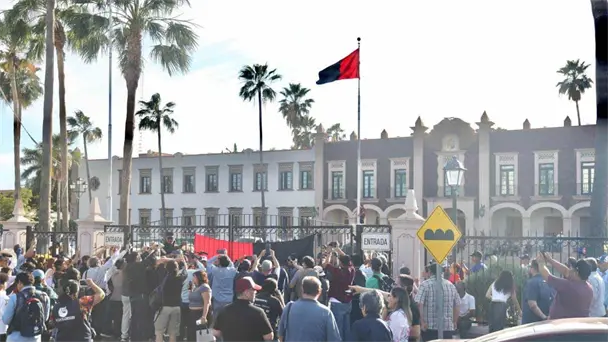 Unison confirma aumento salarial del 4% y pago de salarios caídos