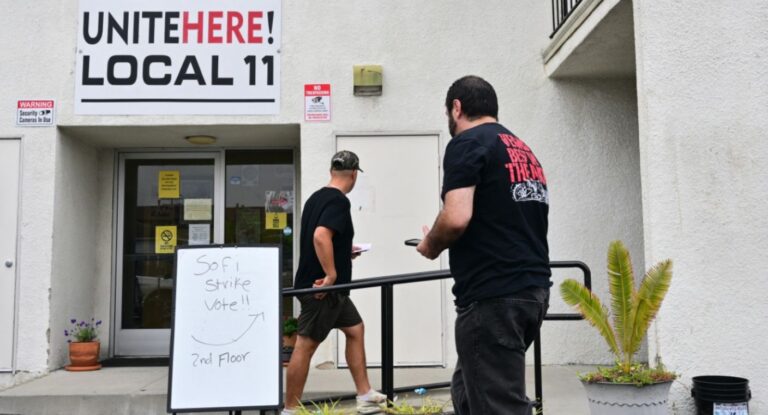 Trabajadores del SoFi Stadium en Los Ángeles amenazan con huelga durante Mundial 2026