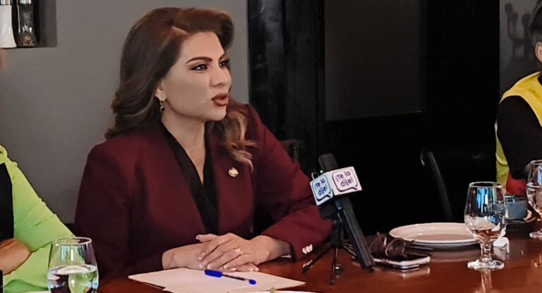 Lorenia Valles presentará rendición de cuentas en Arena Sonora