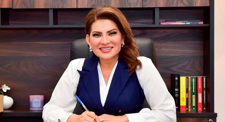 Lorenia Valles resalta avance en educación con entrega de libros en Sonora