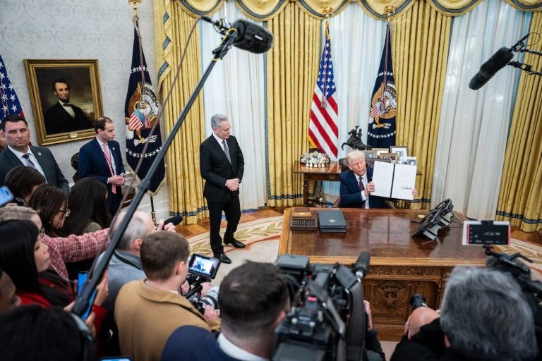 Asesor principal de IA de Trump dejará su cargo a finales de junio