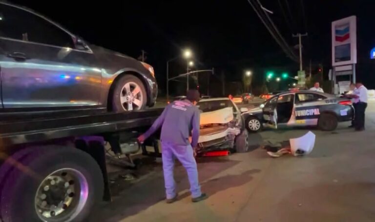 Tres menores resultan lesionados tras choque en calles Kino y 200 en Ciudad Obregón