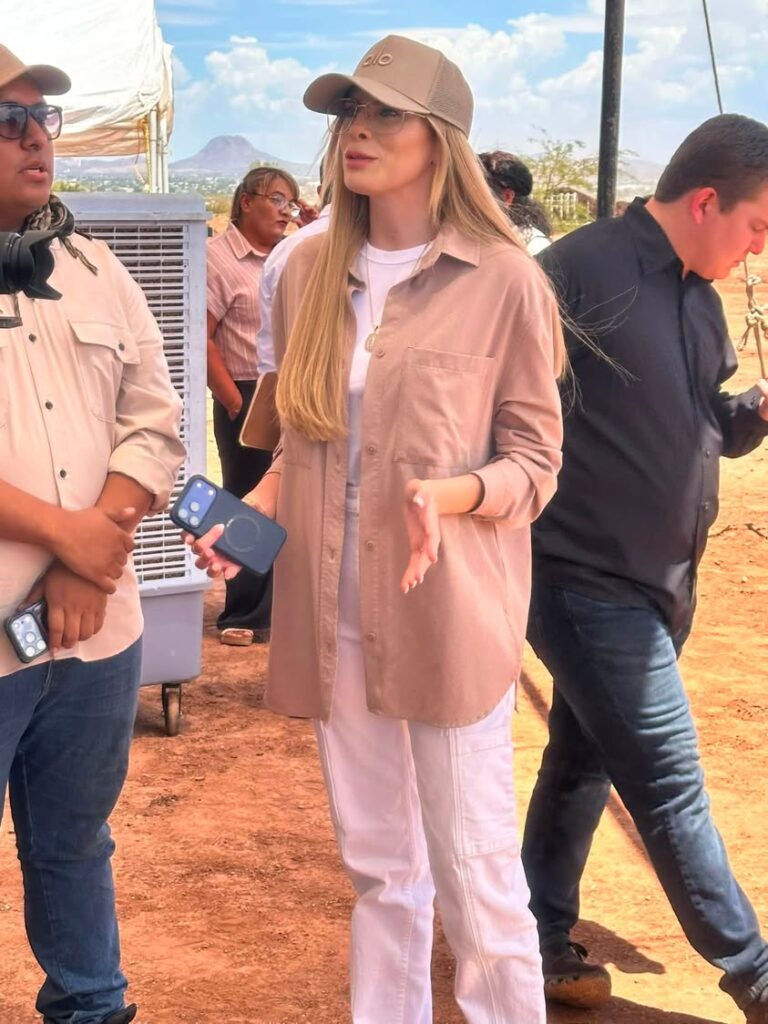 Paloma Terán acompaña al Gobernador de Sonora en sus giras oficiales