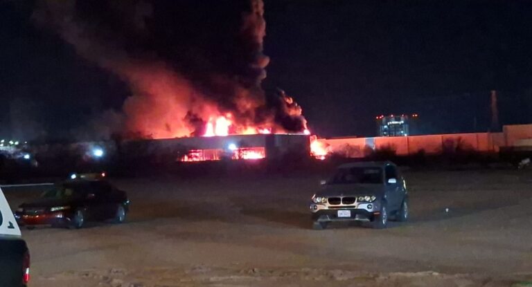 Fiscalía de Sonora descarta incendio intencional en bodega de placas vehiculares