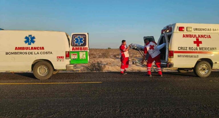 Niña de 2 años fallece tras choque entre autobús y automóvil en carretera de Sonora