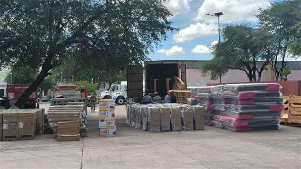 Inicia entrega de apoyos a familias afectadas por lluvias en Nogales