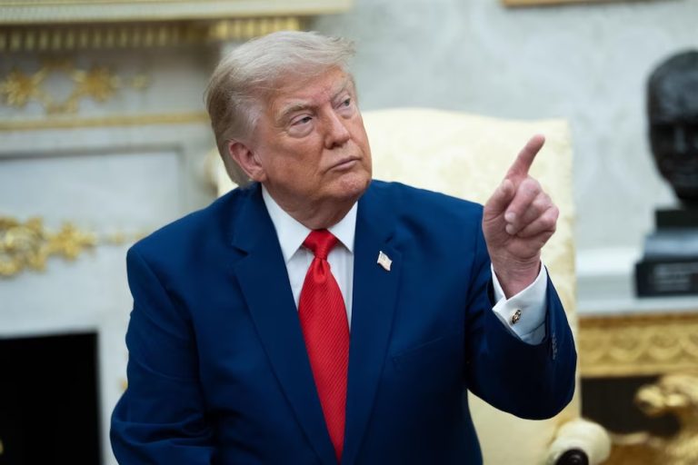 Estados Unidos negocia con Uruguay nuevo destino para cubanos deportados