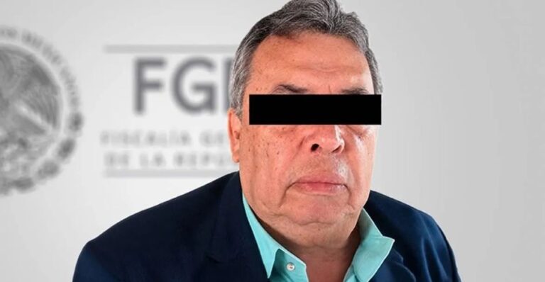 Vinculan a proceso a exgobernador de Guerrero por desaparición forzada en caso Ayotzinapa