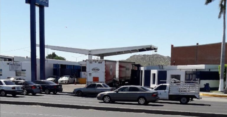 Fuga de amoniaco en planta Pepsi moviliza a cuerpos de emergencia en Hermosillo