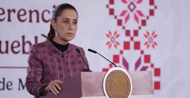 Claudia Sheinbaum atiende reclamo de mujer en Tamaulipas sobre conflicto vecinal