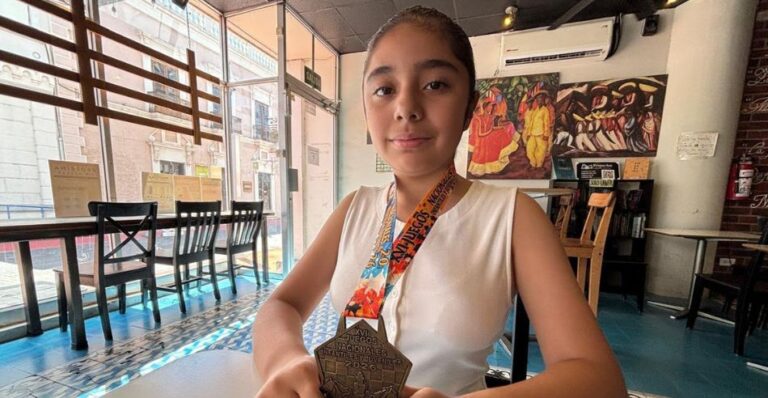 Hannah Navarro representará a Sonora y México en competencias internacionales de ajedrez 2027