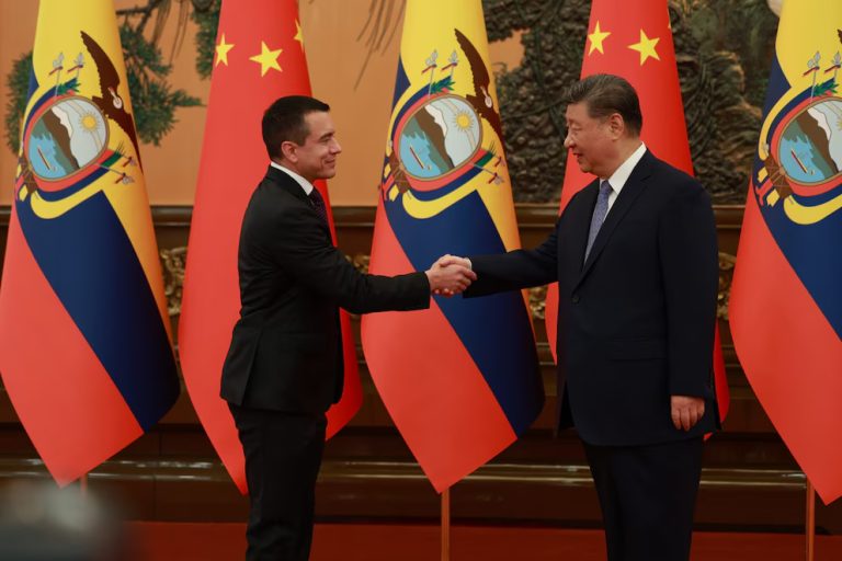 Daniel Noboa inicia visita de Estado a China en medio de duelo familiar