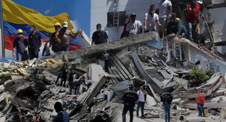 Terremoto de magnitud 7.4 en Colombia deja 132 muertos y más de 570 heridos