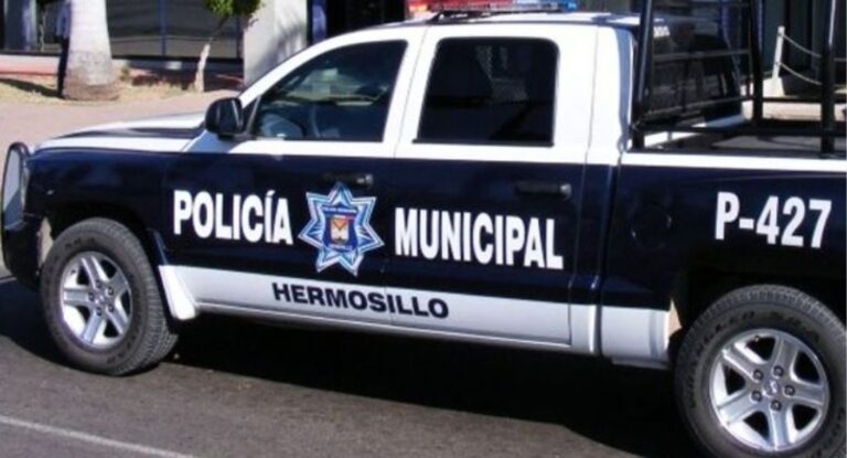 Policías de Hermosillo auxilian a menor con autismo en crisis nerviosa