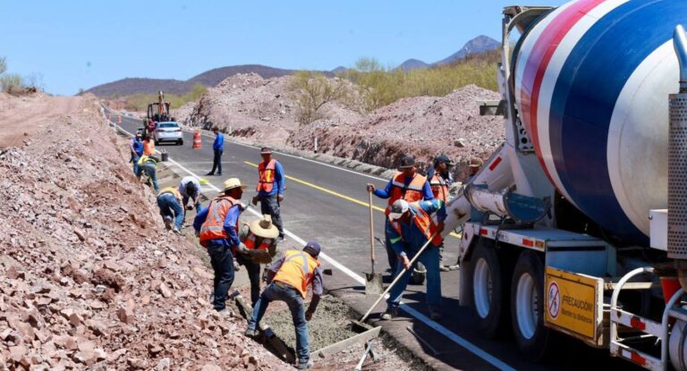 Avanza recuperación de carreteras afectadas por lluvias en Sonora
