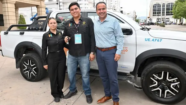 Protección Civil de Hermosillo recibe cinco vehículos eléctricos para modernizar su parque vehicular