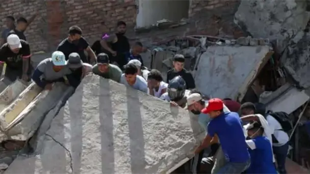 Terremoto de magnitud 7.4 deja 111 muertos en el oeste de Colombia