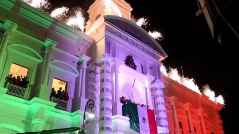 Operativo vial y cierre de calles por festejos patrios en Hermosillo este 15 de septiembre