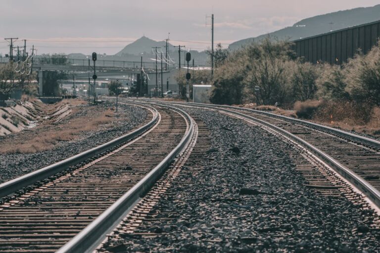 Gobierno de México presenta avances en trenes de pasajeros y fija meta de 1,600 km de vías