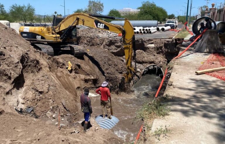 Avanza 75% rehabilitación del colector sanitario en bulevar Quintero Arce