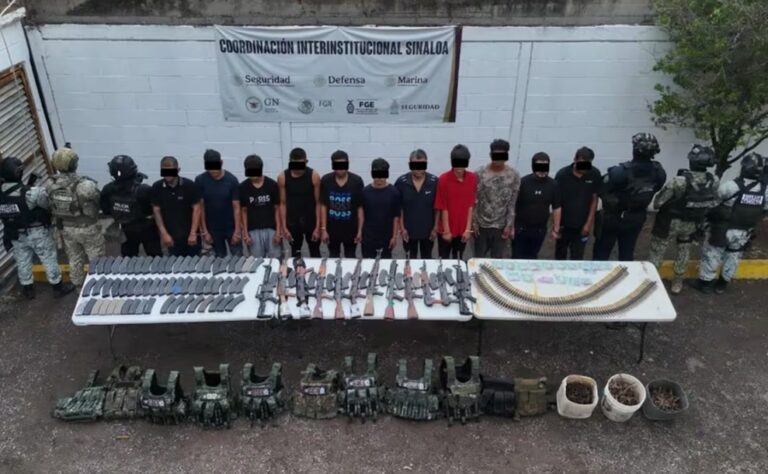 Detienen en Escuinapa a 11 presuntos integrantes de Los Chapitos ligados a Casco