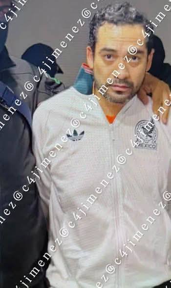 Detienen en CDMX a hombre que se hacía pasar por funcionario de la UIF para fraude bancario