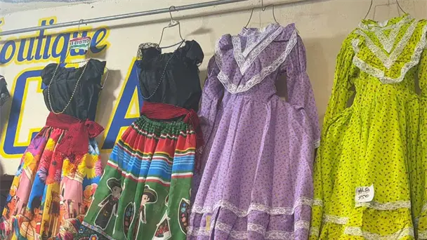 Vestir a niños para festivales patrios en Navojoa cuesta entre 250 y más de mil pesos