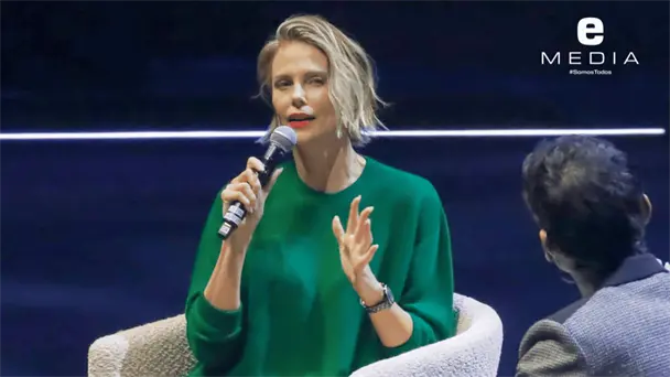 Charlize Theron comparte su visión sobre disciplina, maternidad y tecnología en México Siglo XXI 2026