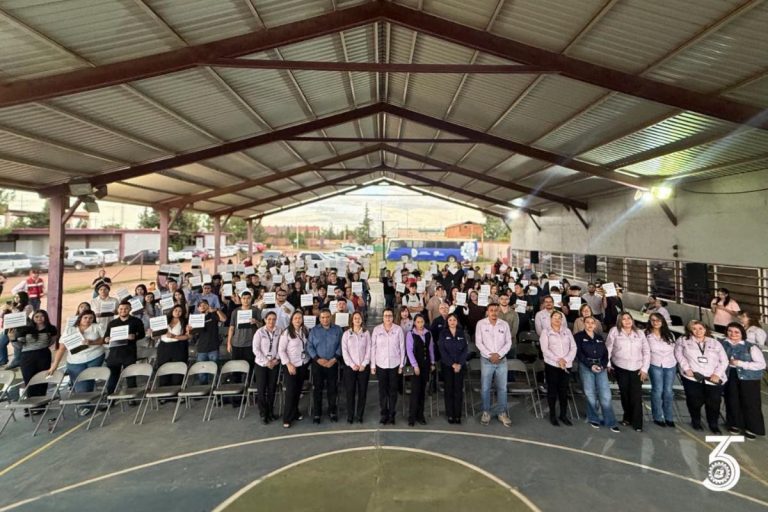 Entregan microcredenciales a 374 estudiantes del Itescan en Sonora