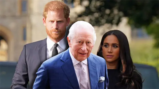 Rey Carlos III confirma que Enrique y Meghan no retomarán funciones reales tras su regreso