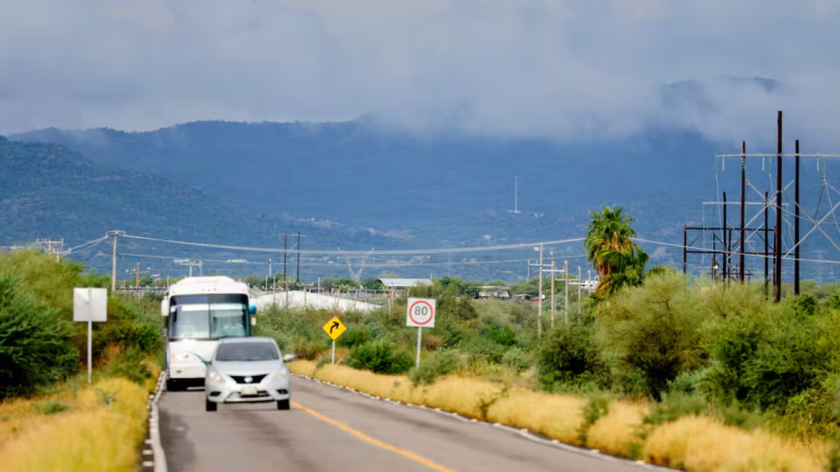 Prevén lluvias, descargas eléctricas y fuertes vientos en Sonora por monzón