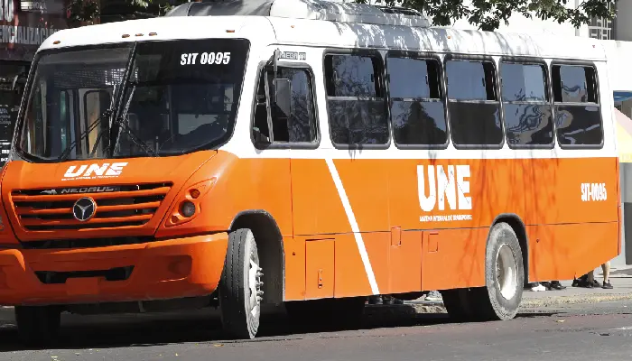 Pasajera sufre desmayo y presión alta en camión urbano de Hermosillo