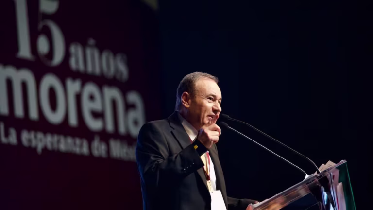 Alfonso Durazo llama a morenistas a apoyar sin reservas a Claudia Sheinbaum
