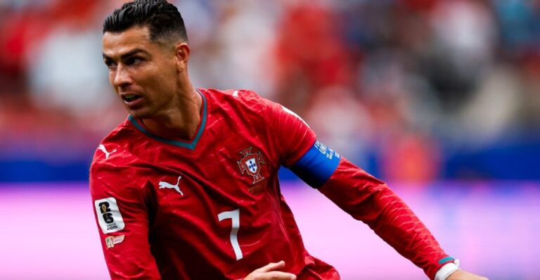 Cristiano Ronaldo sancionado 30 días y multado por abandonar campamento de Portugal