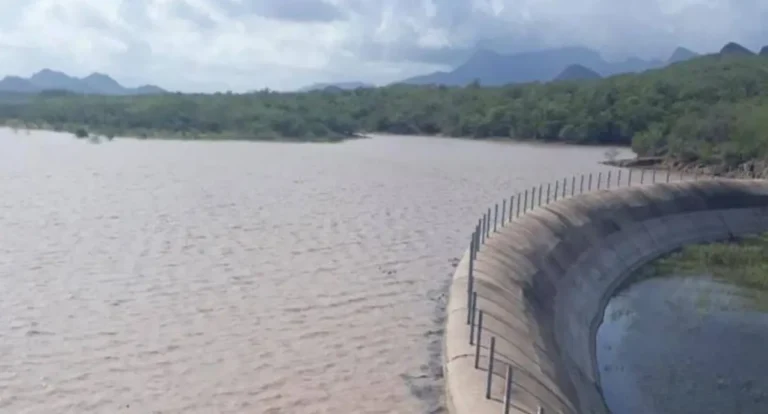 Desfogue natural de la presa Ignacio L. Alatorre tras huracán Polo provoca afectaciones en Empalme