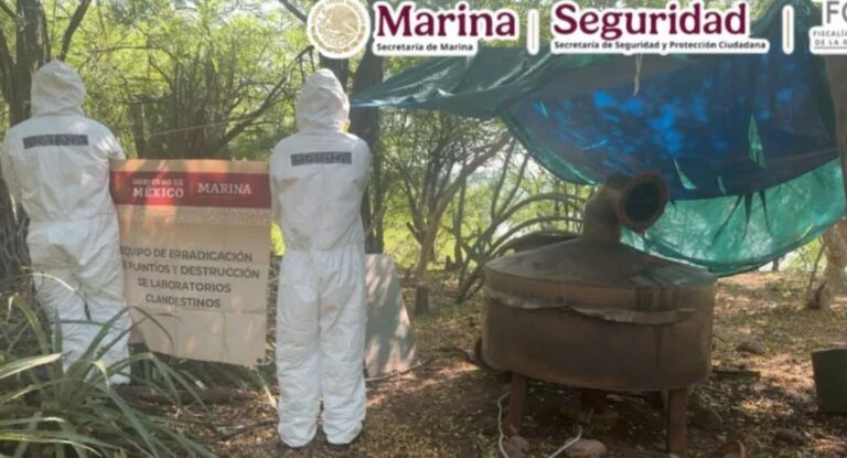 Autoridades federales desmantelan laboratorio clandestino de metanfetamina en Culiacán