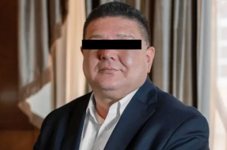 Reanudan audiencia de exfiscal de Chihuahua por presunta traición a la patria